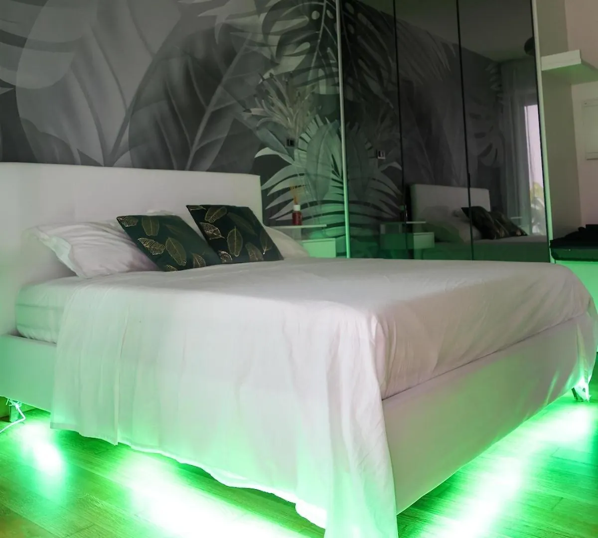 Jungle Suite And Parking Milaan